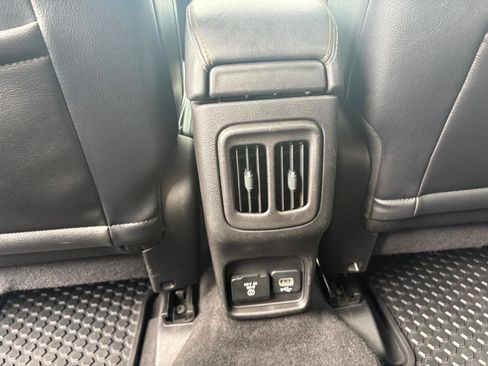 Used 2018 Jeep Compass Latitude w/ Popular Equipment Group image 20