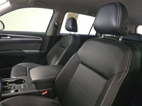 Used 2022 Volkswagen Atlas SE FWD image 19