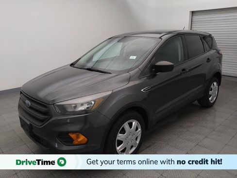 Used 2018 Ford Escape S image 1