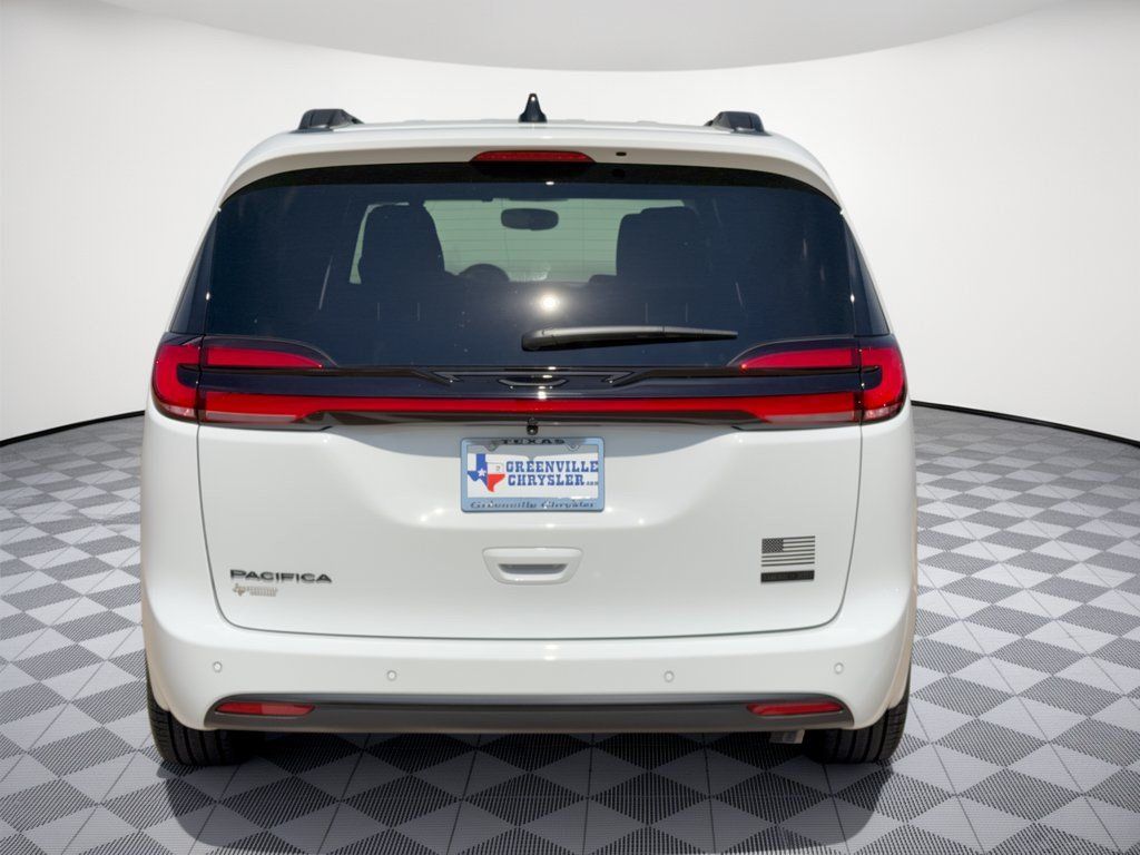 New 2027 Chrysler Pacifica Select FWD image 11