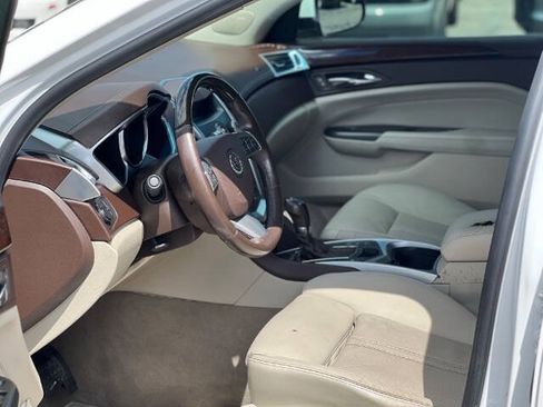 Used 2012 Cadillac SRX Luxury FWD image 11
