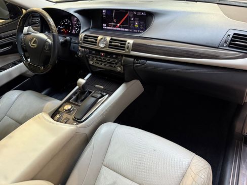 Used 2014 Lexus LS 460 AWD image 52