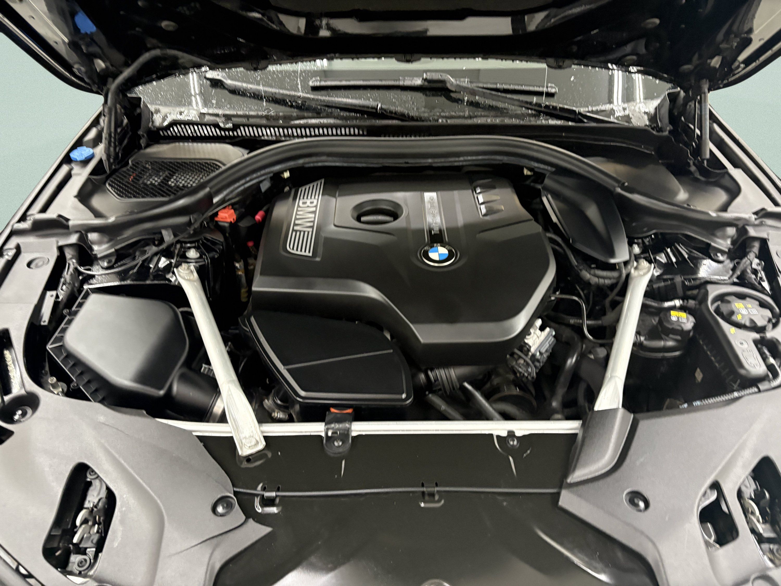 Used 2018 BMW 530i xDrive AWD/4WD image 8