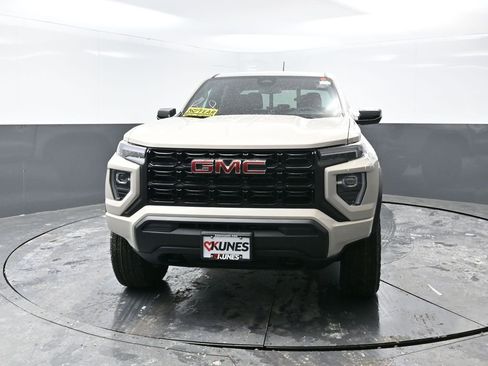 New 2026 GMC Canyon Elevation image 5