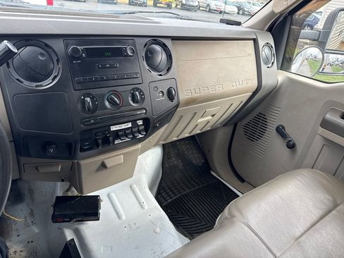 Used 2008 Ford F450 2WD Regular Cab Super Duty image 17