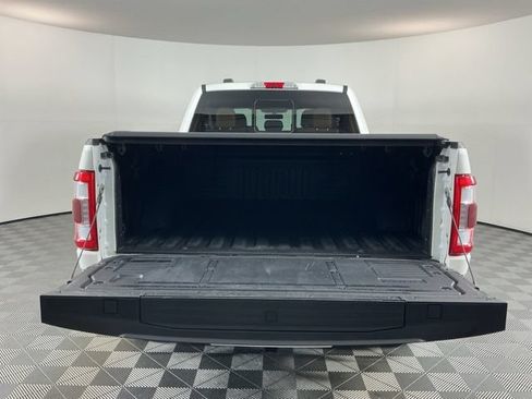 Used 2021 Ford F150 Platinum w/ FX4 Off-Road Package AWD/4WD image 7