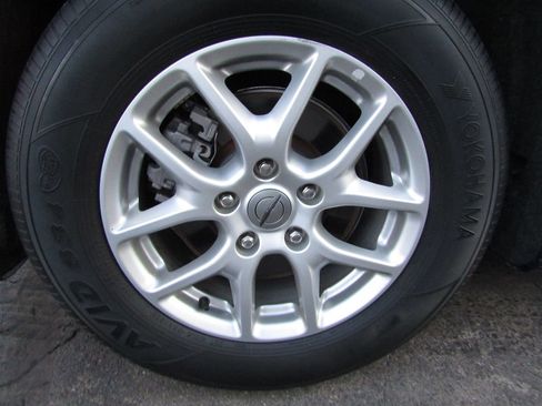 Used 2022 Chrysler Pacifica Touring-L FWD image 34