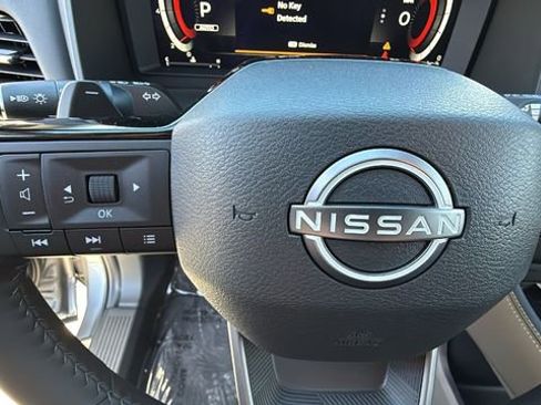 New 2026 Nissan Rogue Platinum AWD/4WD image 19