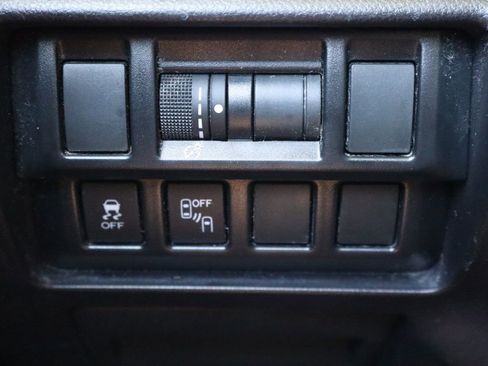 Used 2017 Subaru Impreza 2.0i Sport AWD/4WD image 29