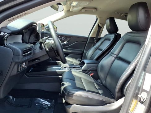 Used 2023 Lincoln Corsair FWD w/ Rear Removable Package Tray image 15