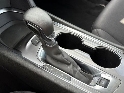 Used 2024 Chevrolet Malibu LT FWD image 27