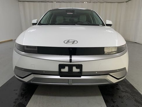 Used 2024 Hyundai Ioniq 5 Limited AWD/4WD image 2