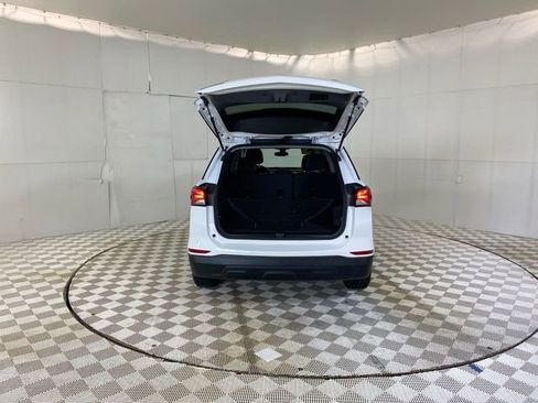 Used 2023 Chevrolet Equinox LS w/ LS Convenience Package FWD image 30