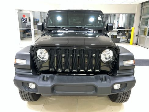 Used 2022 Jeep Wrangler Unlimited Sport AWD/4WD image 6