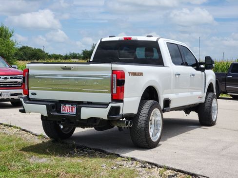 Used 2024 Ford F350 Platinum w/ Tremor Off-Road Package AWD/4WD image 7