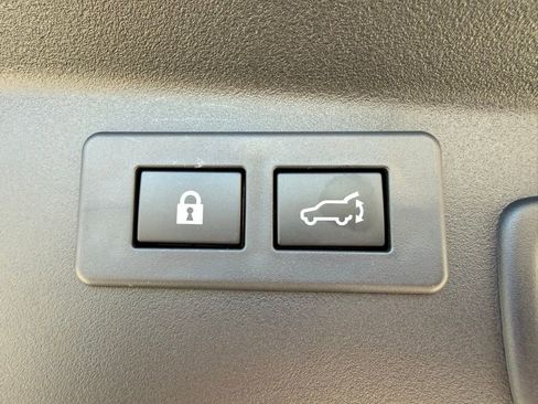 Certified 2026 Subaru Outback Premium AWD/4WD image 32