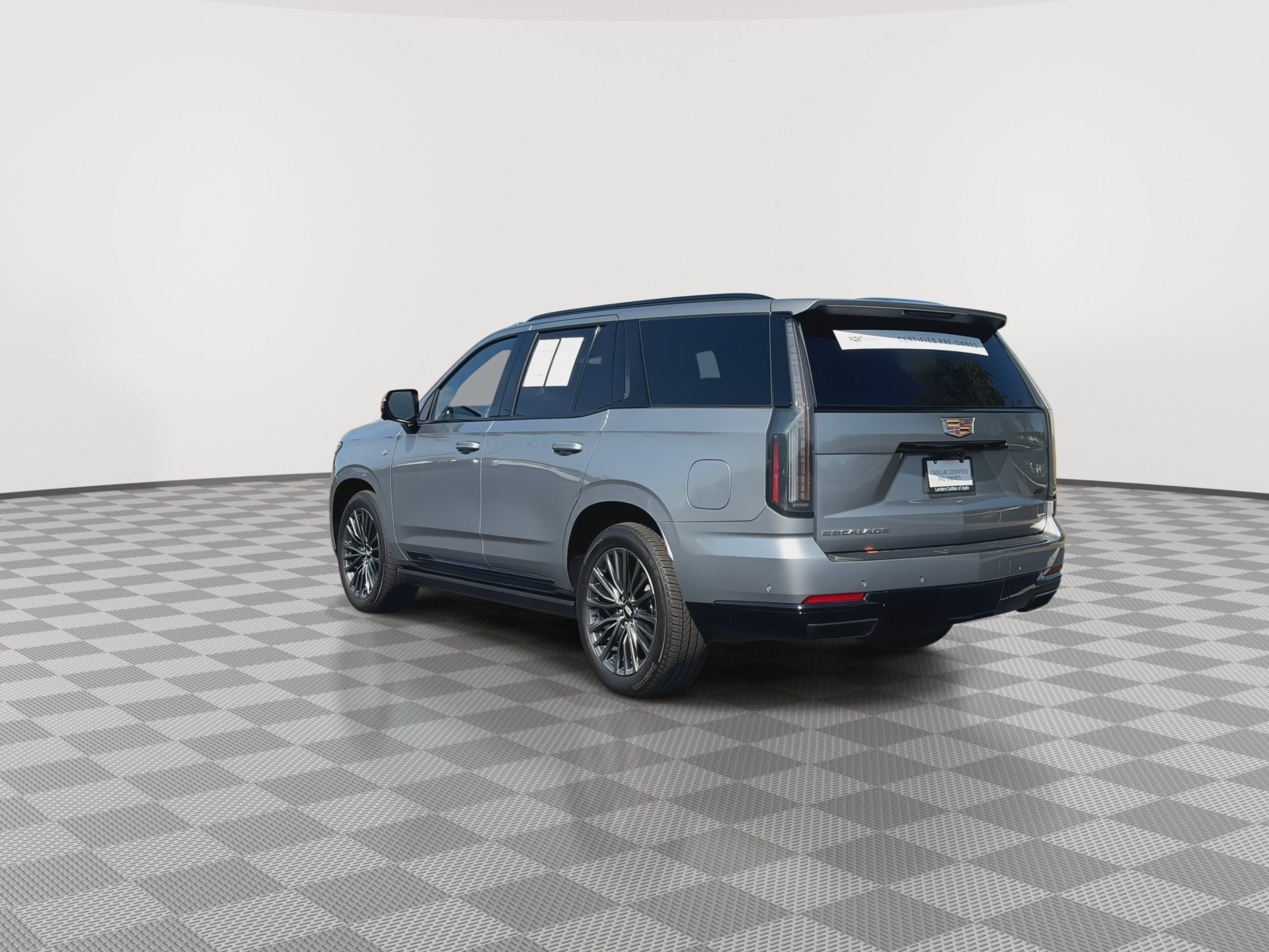Certified 2025 Cadillac Escalade Sport Platinum w/ LPO, Floor Liner Package AWD/4WD image 7