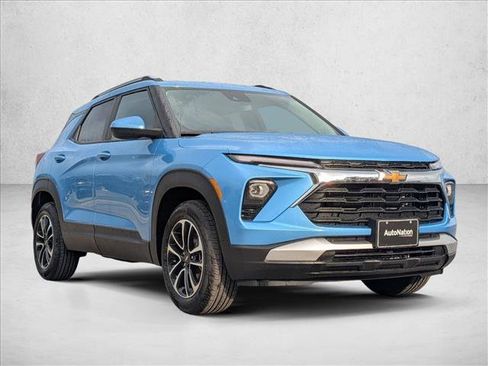 New 2026 Chevrolet TrailBlazer LT w/ Driver Confidence Package image 3