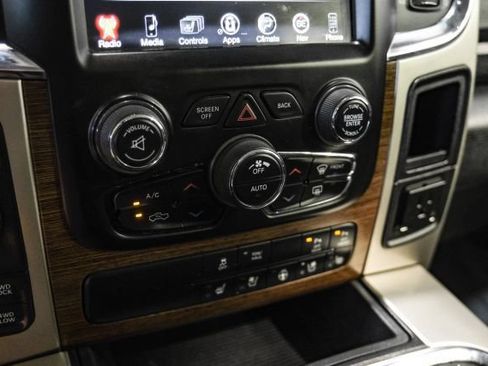 Used 2016 RAM 1500 Laramie w/ Convenience Group AWD/4WD image 27