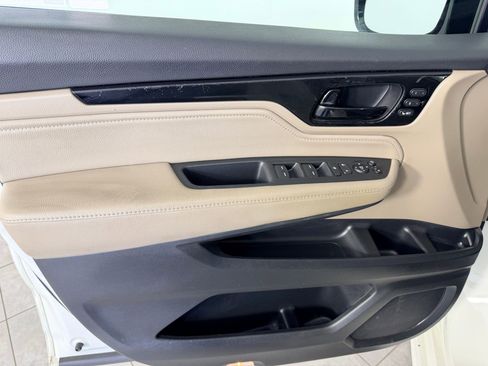 Used 2018 Honda Odyssey Elite image 12
