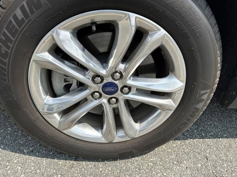 Used 2016 Ford Edge SEL w/ Equipment Group 201A AWD/4WD image 14