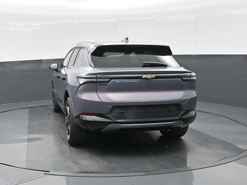 New 2026 Chevrolet Equinox EV LT image 7