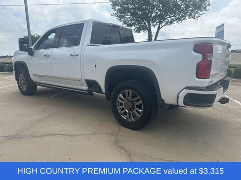 Used 2024 Chevrolet Silverado 2500 High Country w/ High Country Premium Package image 4