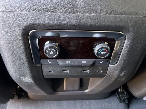 New 2025 Chevrolet Suburban High Country image 12