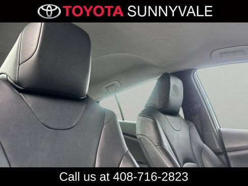 Used 2019 Toyota Prius Prime Premium FWD image 21