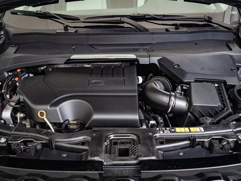 Certified 2025 Land Rover Discovery Sport S image 37