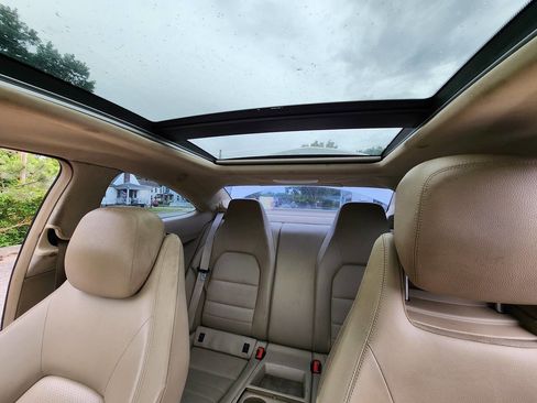 Used 2014 Mercedes-Benz C 250 Coupe image 27