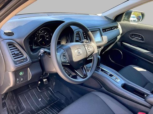Used 2019 Honda HR-V EX image 17