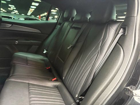 Used 2024 Maserati Grecale GT AWD/4WD image 38