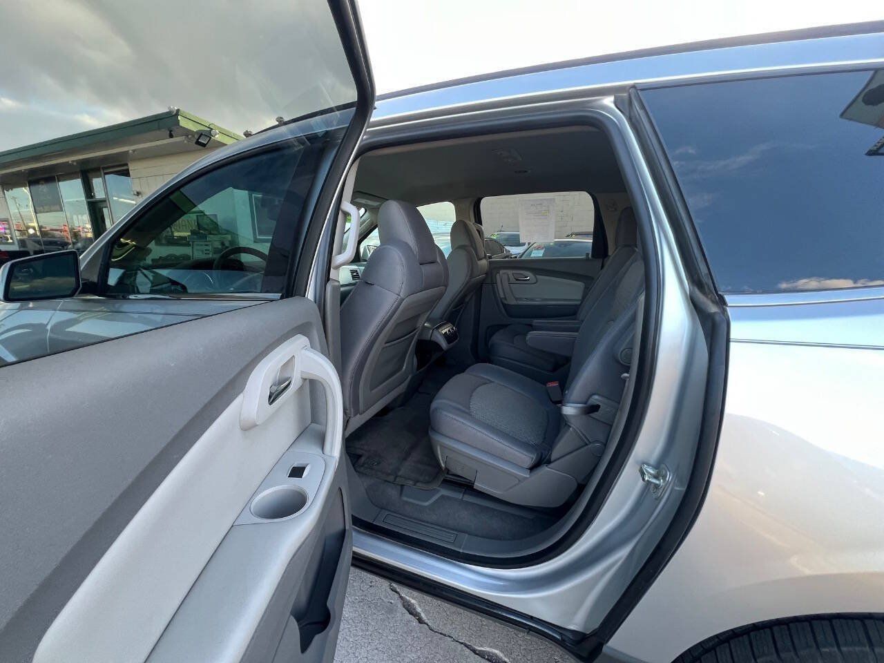 Used 2012 Chevrolet Traverse LT AWD/4WD image 15