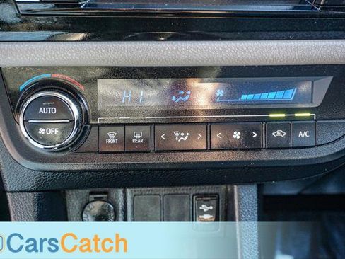 Used 2016 Toyota Corolla LE image 34