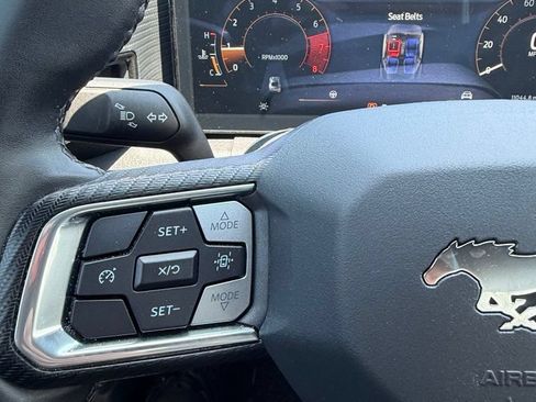 Used 2024 Ford Mustang Coupe RWD image 18