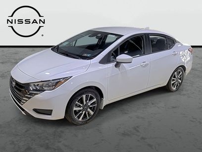Used 2025 Nissan Versa SV w/ Trunk Package
