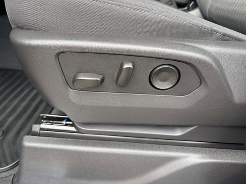 Used 2025 GMC Sierra 1500 Elevation image 21