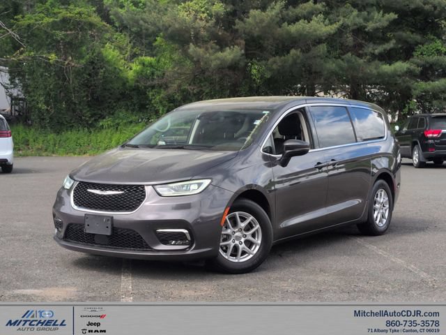 Certified 2023 Chrysler Pacifica Touring-L FWD image 1