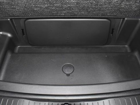 New 2025 Jeep Grand Cherokee L Limited w/ Trailer Tow Package image 36