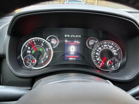 Used 2024 RAM 3500 Big Horn image 23