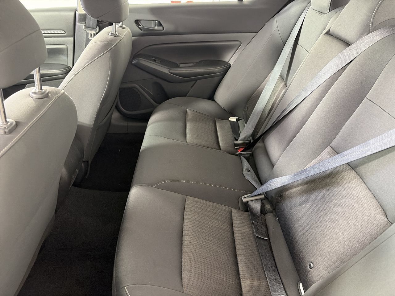 Used 2025 Nissan Altima 2.5 SV FWD image 22