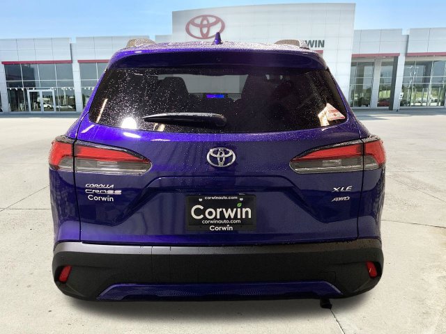 Used 2024 Toyota Corolla Cross XLE w/ Convenience Package AWD/4WD image 8