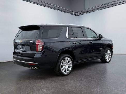 Used 2024 Chevrolet Tahoe High Country w/ Premium Package image 3