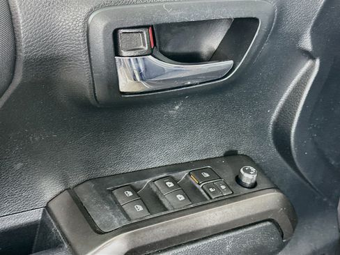 Used 2017 Toyota Tacoma TRD Sport RWD image 15