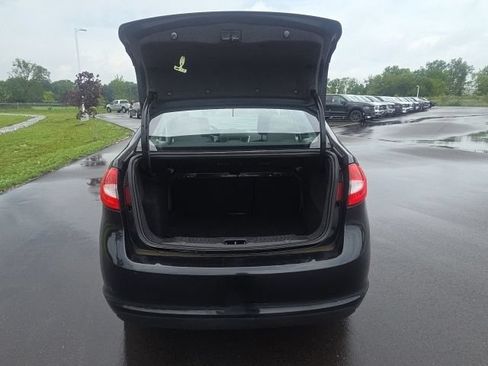 Used 2012 Ford Fiesta SE FWD image 11