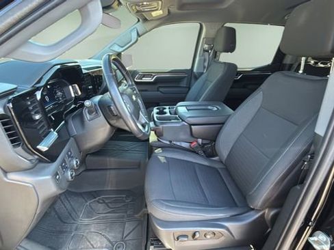 Used 2022 Chevrolet Silverado 1500 LT image 18