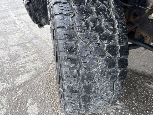 Used 2024 Chevrolet Silverado 1500 LT Trail Boss w/ Convenience Package II image 34