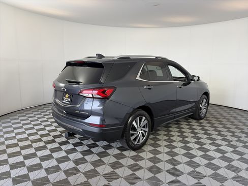 Used 2022 Chevrolet Equinox Premier AWD/4WD image 10