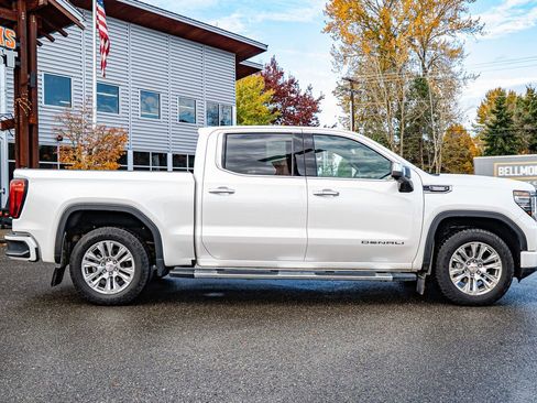 Used 2022 GMC Sierra 1500 Denali w/ Technology Package image 2